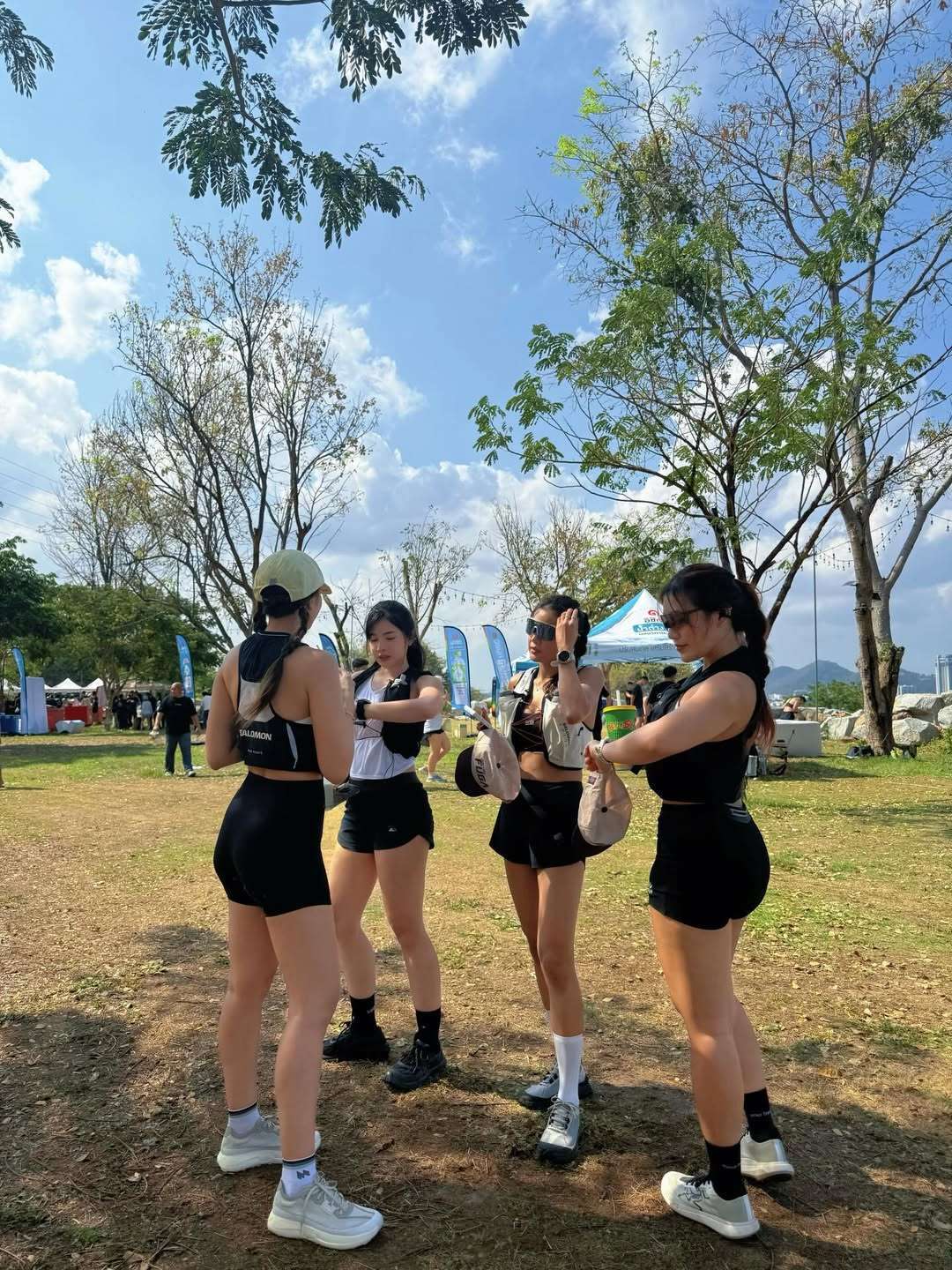 Brew Run Club X Nam Dang Ichitan. Trail event at Khao Laak Bang Phra. Tried Ichitan water at the event. It helps Recovery after exercise. Refreshing and no sugar. Nahm Fah