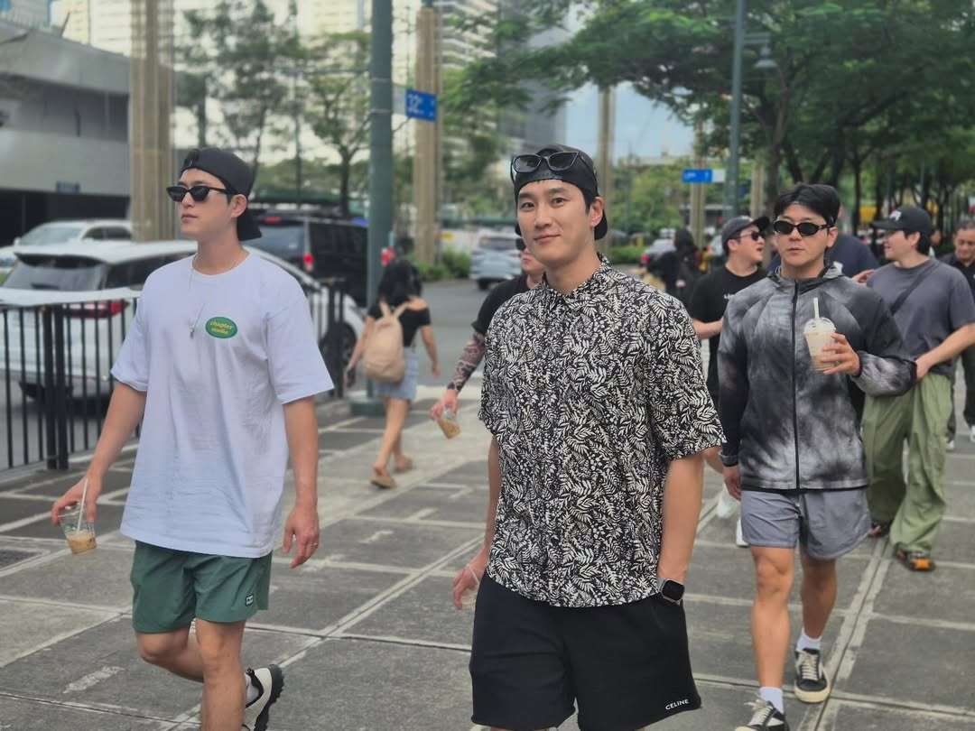 🥰 In this noisy world, I hope your day is a quiet time. ❣️ Ahn Bo-hyun